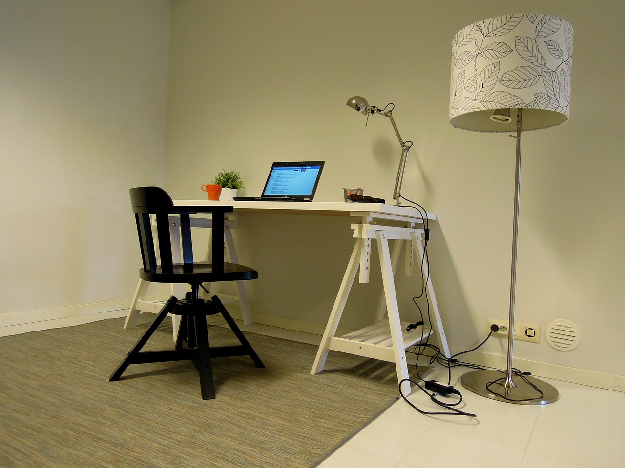 Raadgeving bij het uitkiezen van een ergonomische bureaustoel
